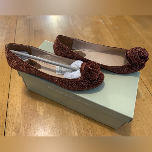Matisse Shoes - New MATISSE Adriana Copper Shimmer Floral Flats SHOES size 6.5 NIB